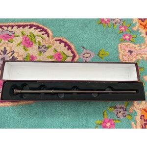 Harry Potter World Oak 7 Ollivander's Interactive Wand